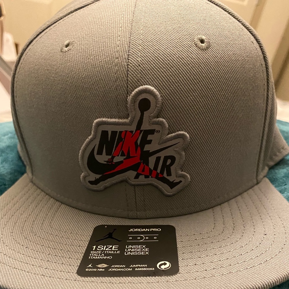 NEW Grey Adult Unisex Jordan Pro Fitted Hat (1Sz)